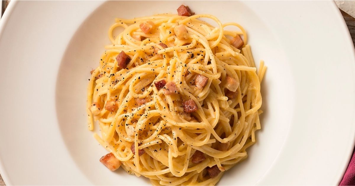 Receita de Macarrão Carbonara Original: Surpreenda com o Sabor Italiano Autêntico